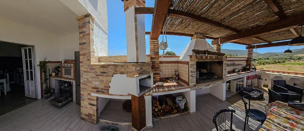 Mari & Monti Bed & Breakfast Giba Exterior foto